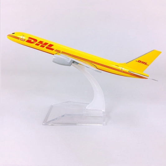 16cm/6.3" DHL B757 (NoGear)